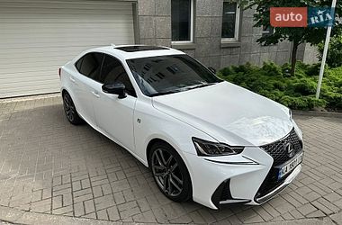 Седан Lexus IS 2015 в Києві фото 17 Седан Lexus IS 2015 в Києві