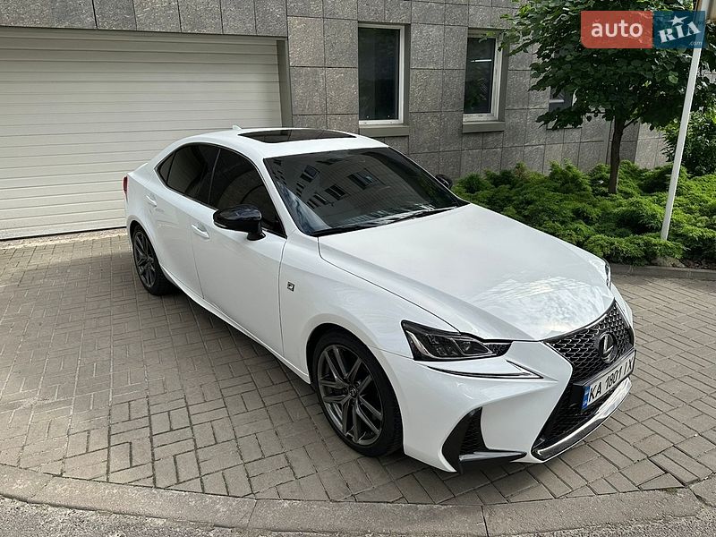 Седан Lexus IS 2015 в Києві фото 17 Седан Lexus IS 2015 в Києві