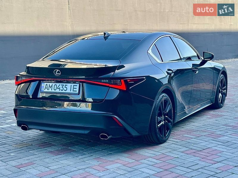 Седан Lexus IS 2024 в Житомире фото 3 Седан Lexus IS 2024 в Житомире