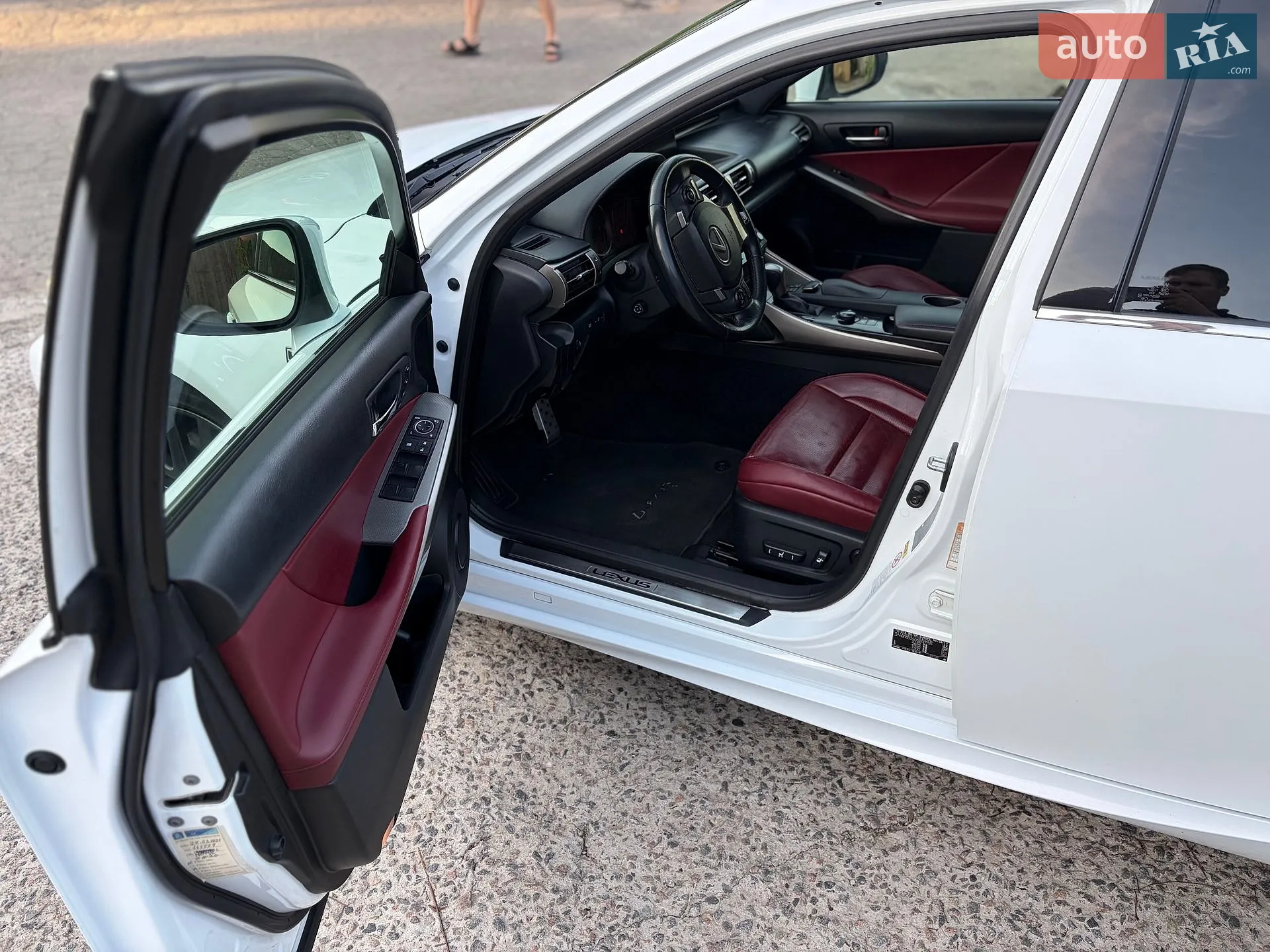 2013 Lexus IS - мініатюра 11