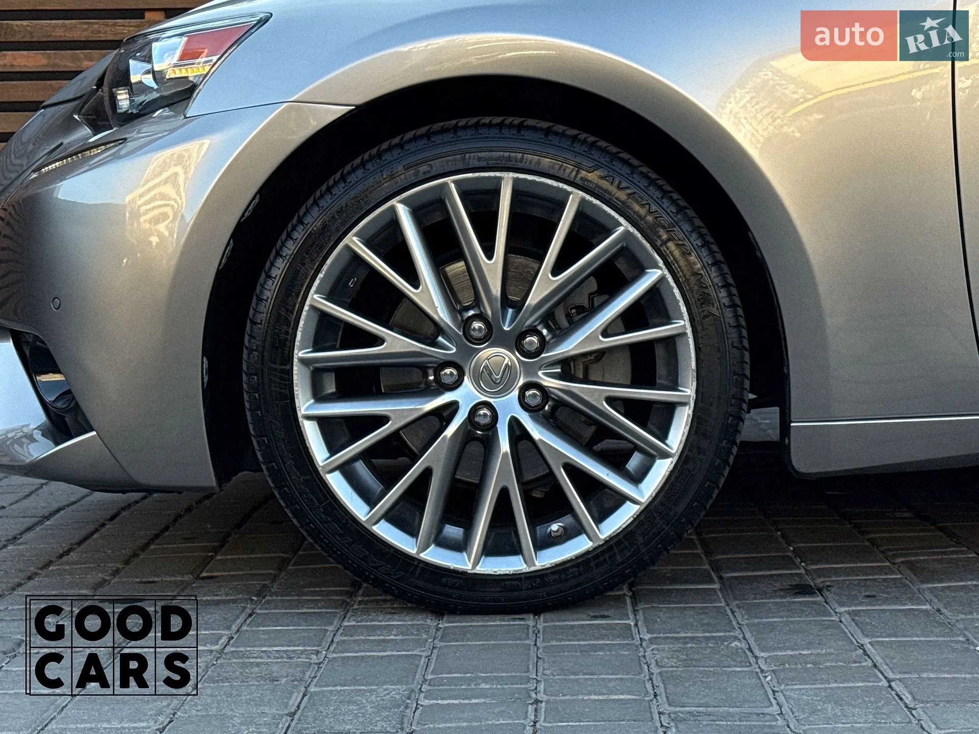 2015 Lexus IS - мініатюра 13