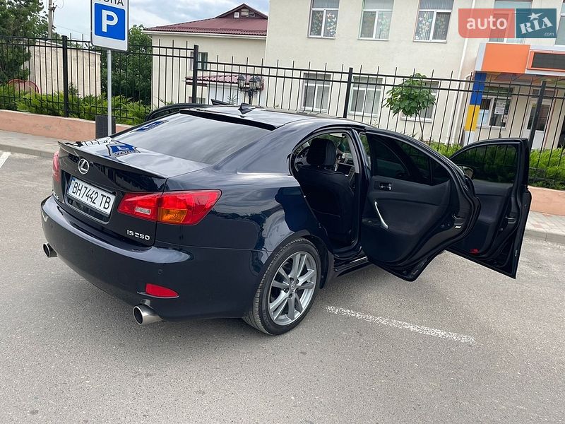 Седан Lexus IS 2006 в Одессе