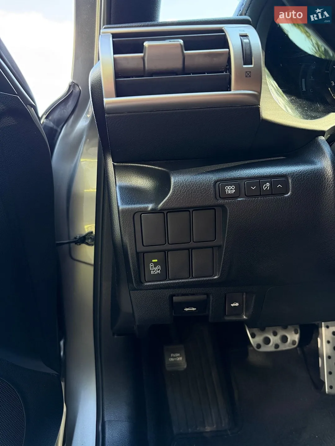 2015 Lexus IS - мініатюра 22