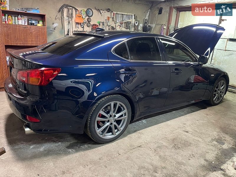 Седан Lexus IS 2006 в Одессе