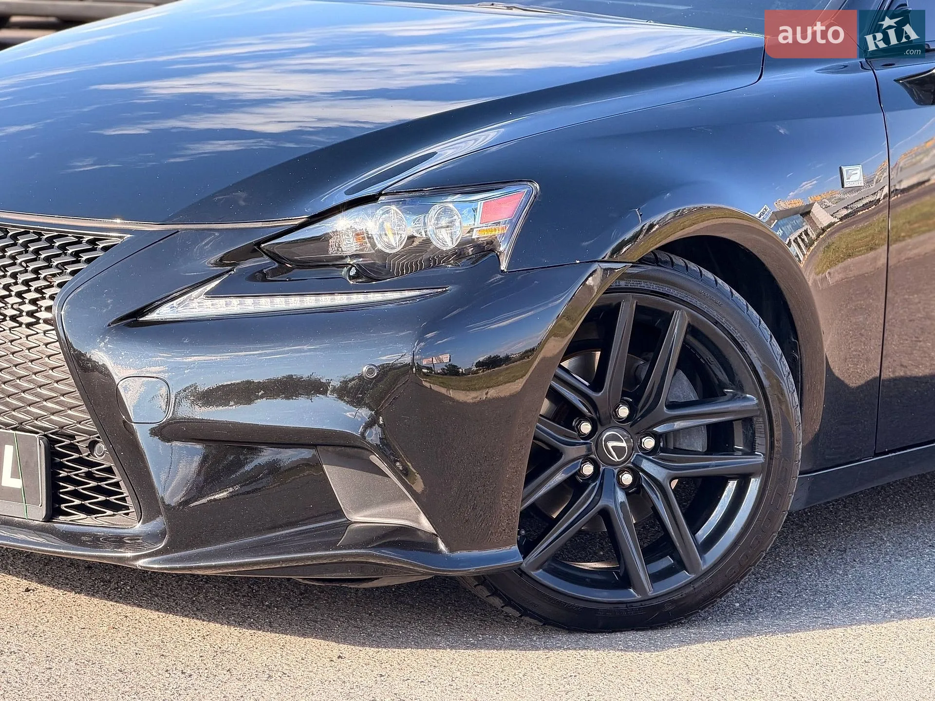 2015 Lexus IS - мініатюра 4