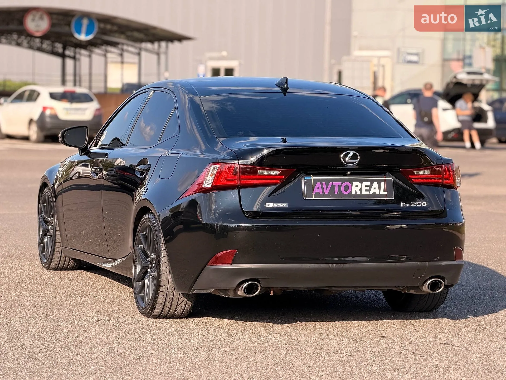 2015 Lexus IS - мініатюра 25
