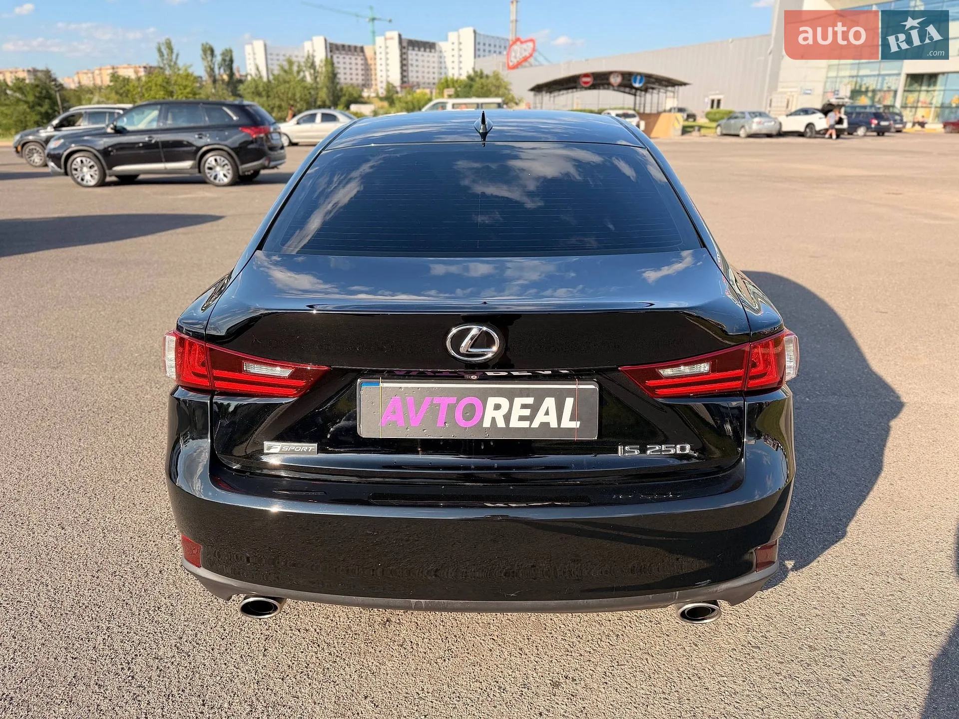 2015 Lexus IS - мініатюра 32