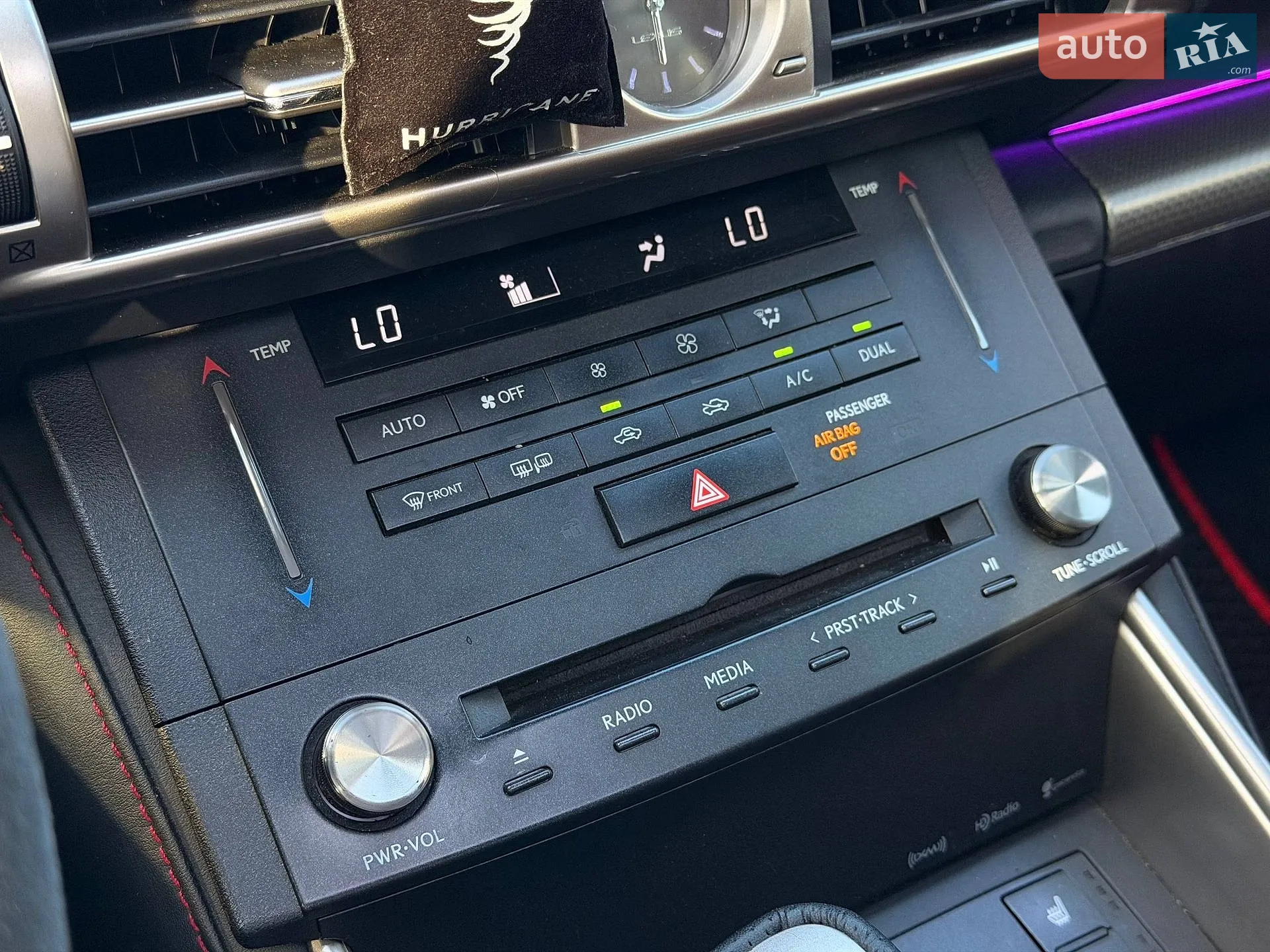 2015 Lexus IS - мініатюра 71
