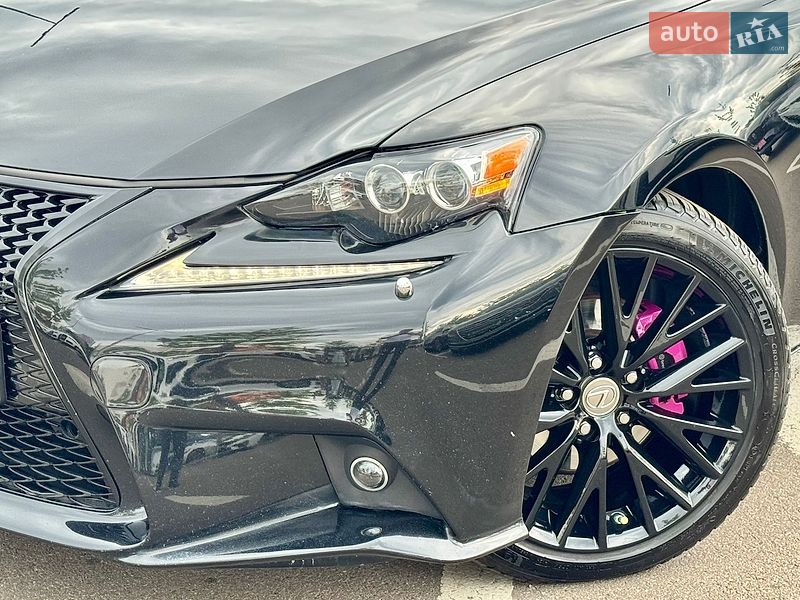 Седан Lexus IS 2014 в Киеве