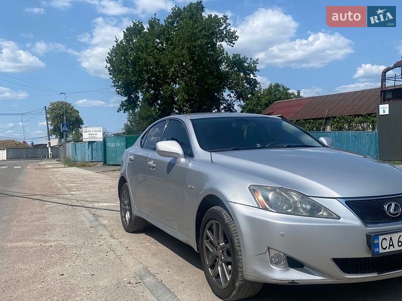 Седан Lexus IS 2006 в Киеве
