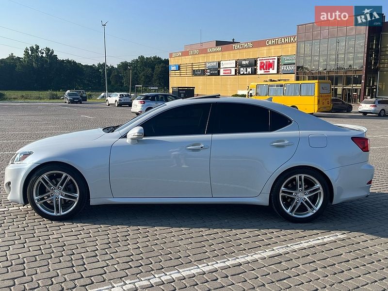 Седан Lexus IS 2010 в Львове фото 5 Седан Lexus IS 2010 в Львове