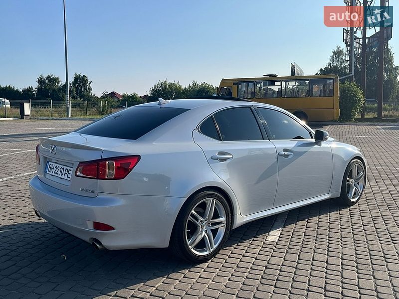 Седан Lexus IS 2010 в Львове фото 7 Седан Lexus IS 2010 в Львове