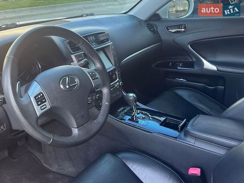 Седан Lexus IS 2010 в Львове фото 16 Седан Lexus IS 2010 в Львове