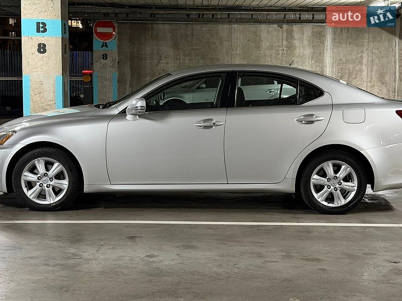 Седан Lexus IS 2009 в Львові фото 4 Седан Lexus IS 2009 в Львові