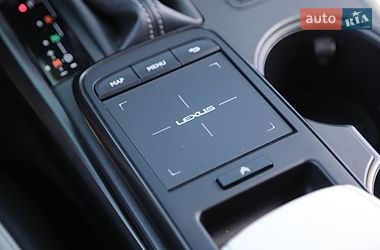 Седан Lexus IS 2022 в Харькове