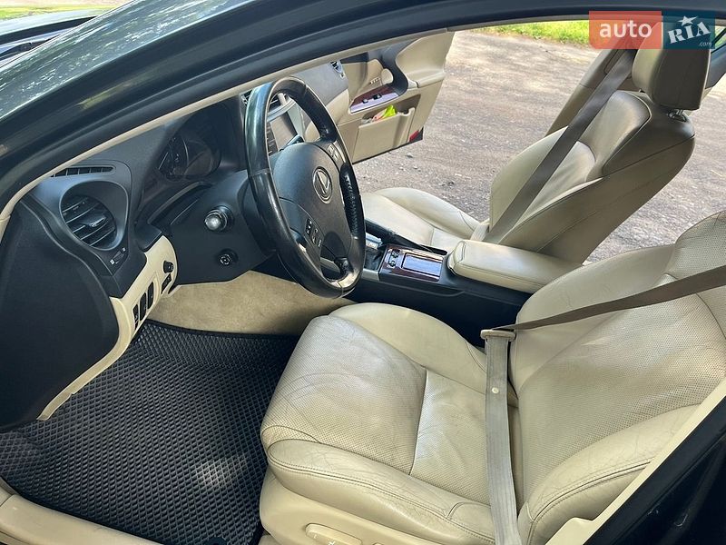 Седан Lexus IS 2006 в Нежине