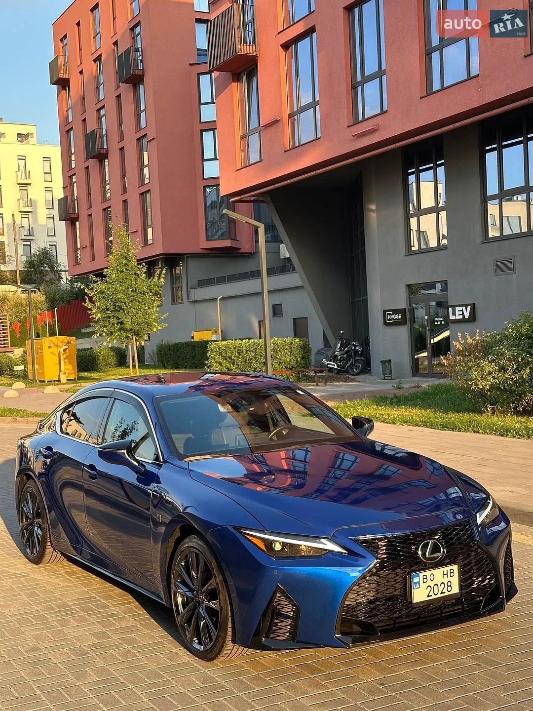 2022 Lexus IS - мініатюра 12
