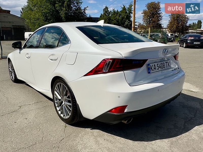 Седан Lexus IS 2015 в Києві фото 5 Седан Lexus IS 2015 в Києві