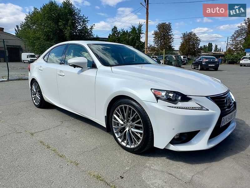 Седан Lexus IS 2015 в Києві фото 9 Седан Lexus IS 2015 в Києві