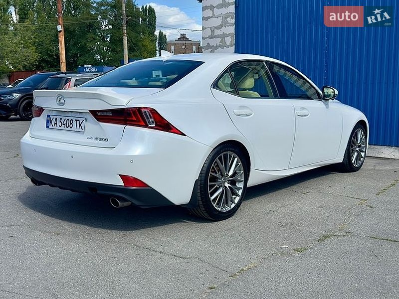 Седан Lexus IS 2015 в Києві фото 10 Седан Lexus IS 2015 в Києві