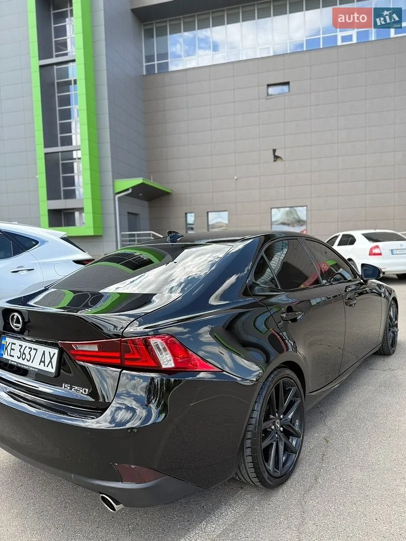 2015 Lexus IS - мініатюра 5