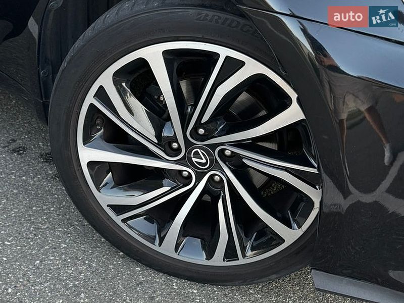 Седан Lexus IS 2007 в Киеве