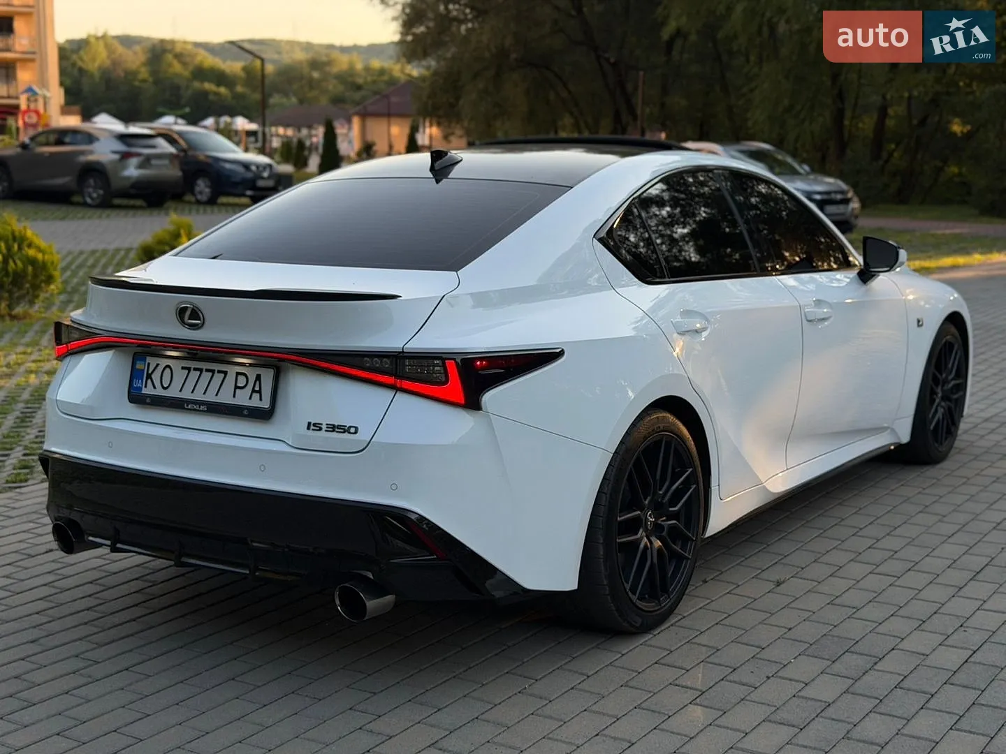 2023 Lexus IS - мініатюра 9