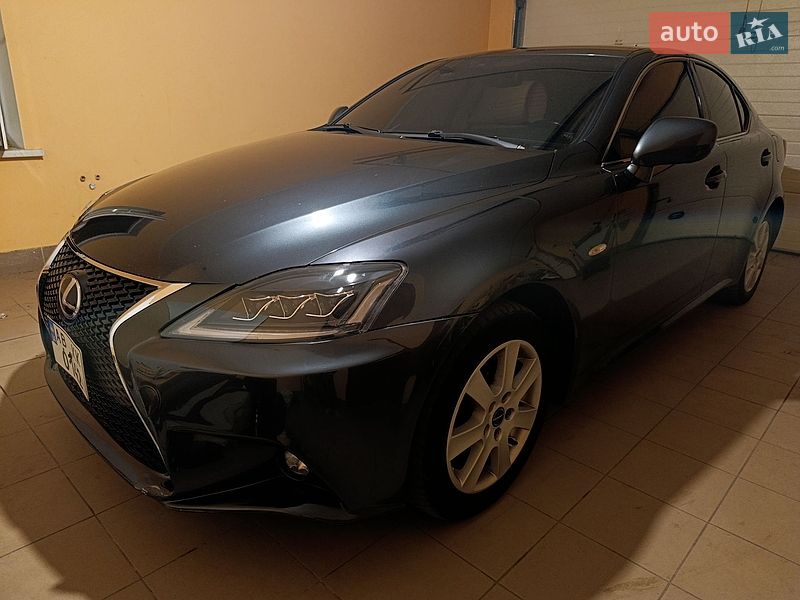 Седан Lexus IS 2008 в Киеве