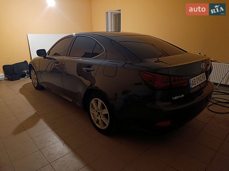 Седан Lexus IS 2008 в Киеве
