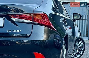 Седан Lexus IS 2020 в Ужгороде