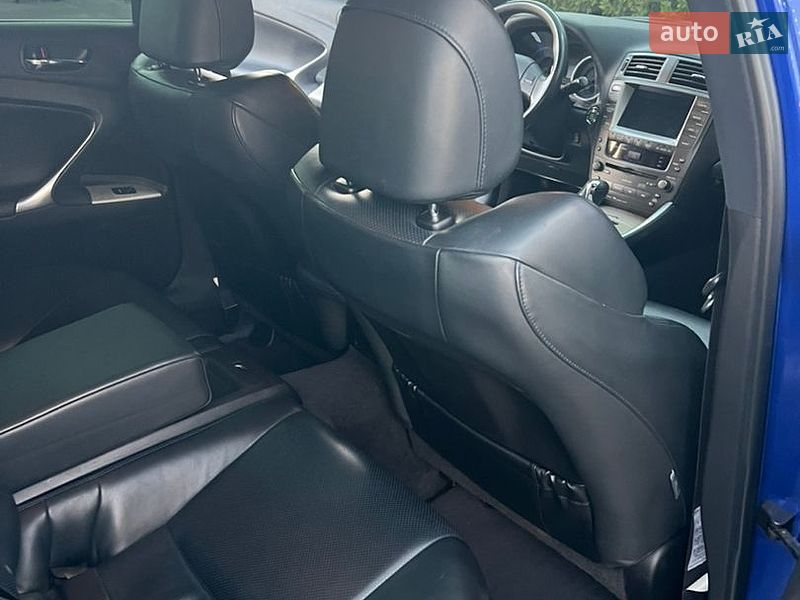 Седан Lexus IS 2008 в Днепре