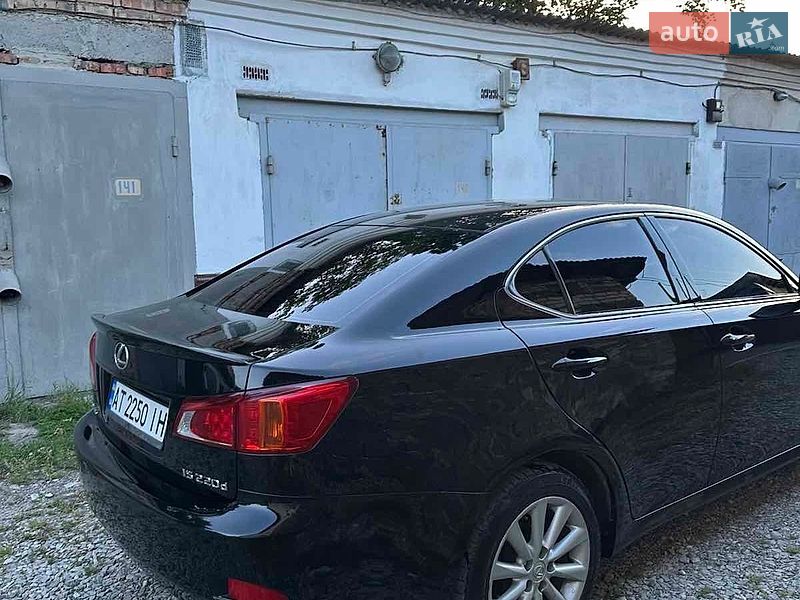 Седан Lexus IS 2009 в Ивано-Франковске