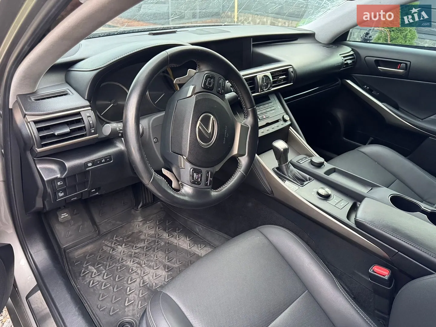 2018 Lexus IS - мініатюра 24