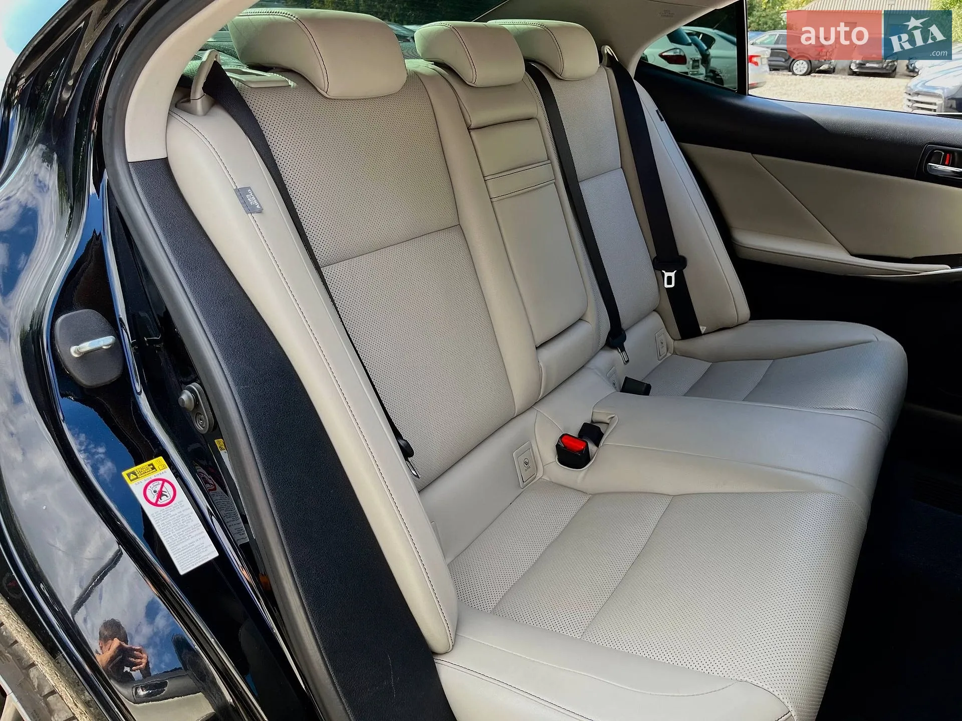 2013 Lexus IS - мініатюра 13