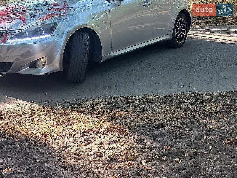 Седан Lexus IS 2006 в Запоріжжі