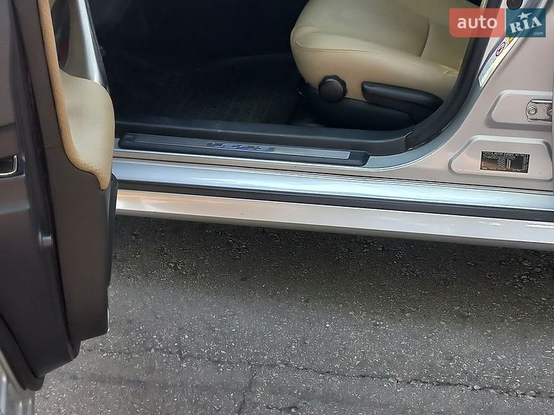 Седан Lexus IS 2006 в Запоріжжі