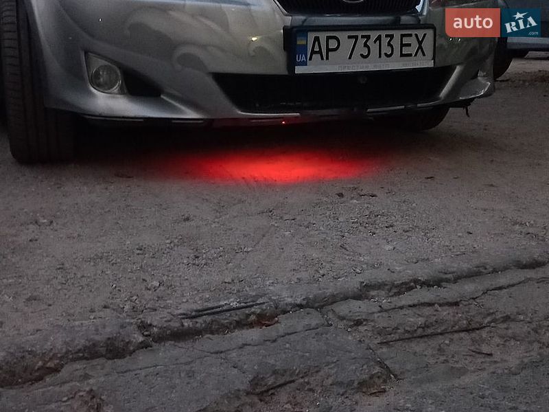 Седан Lexus IS 2006 в Запоріжжі