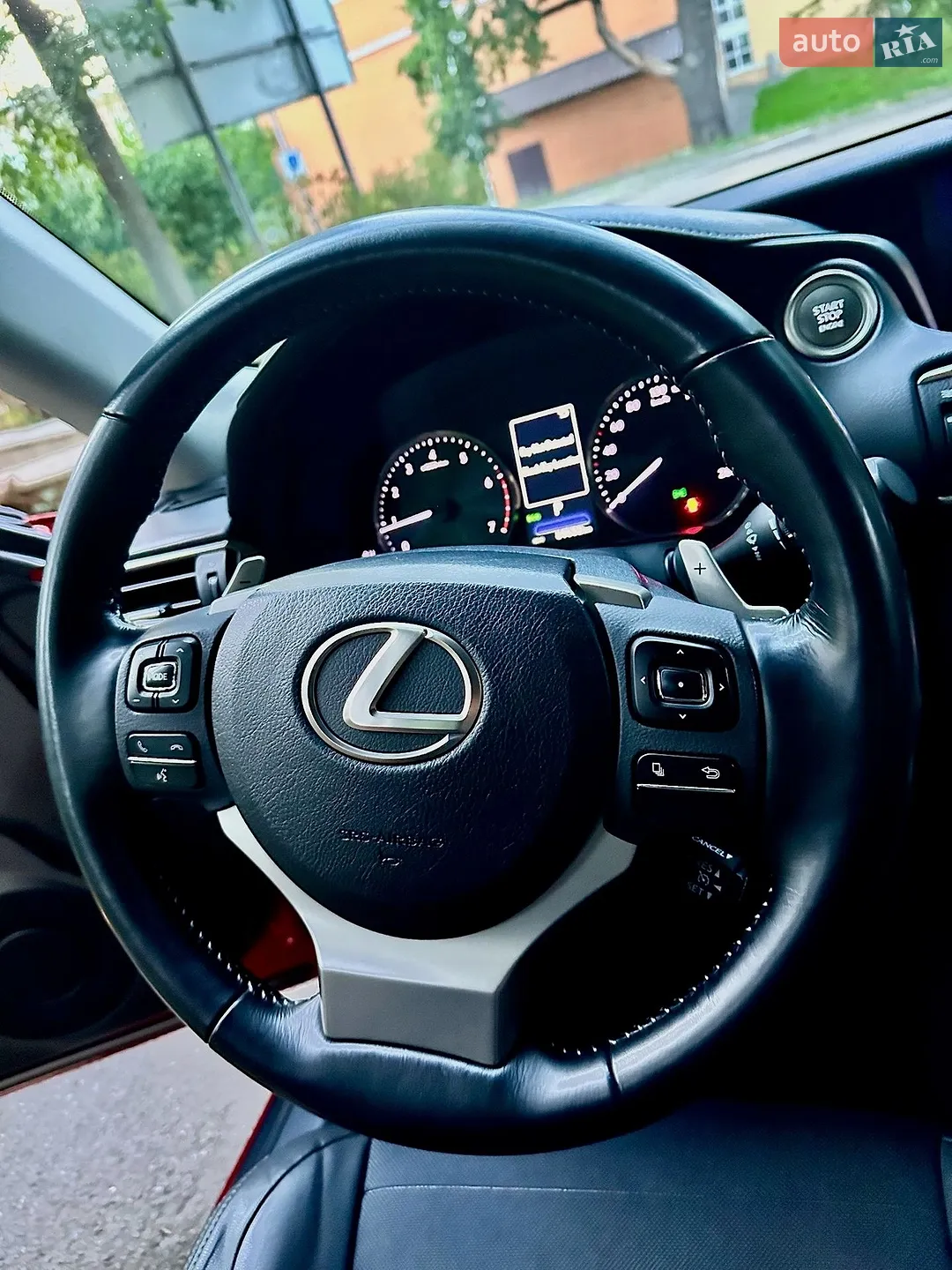 2017 Lexus IS - мініатюра 22