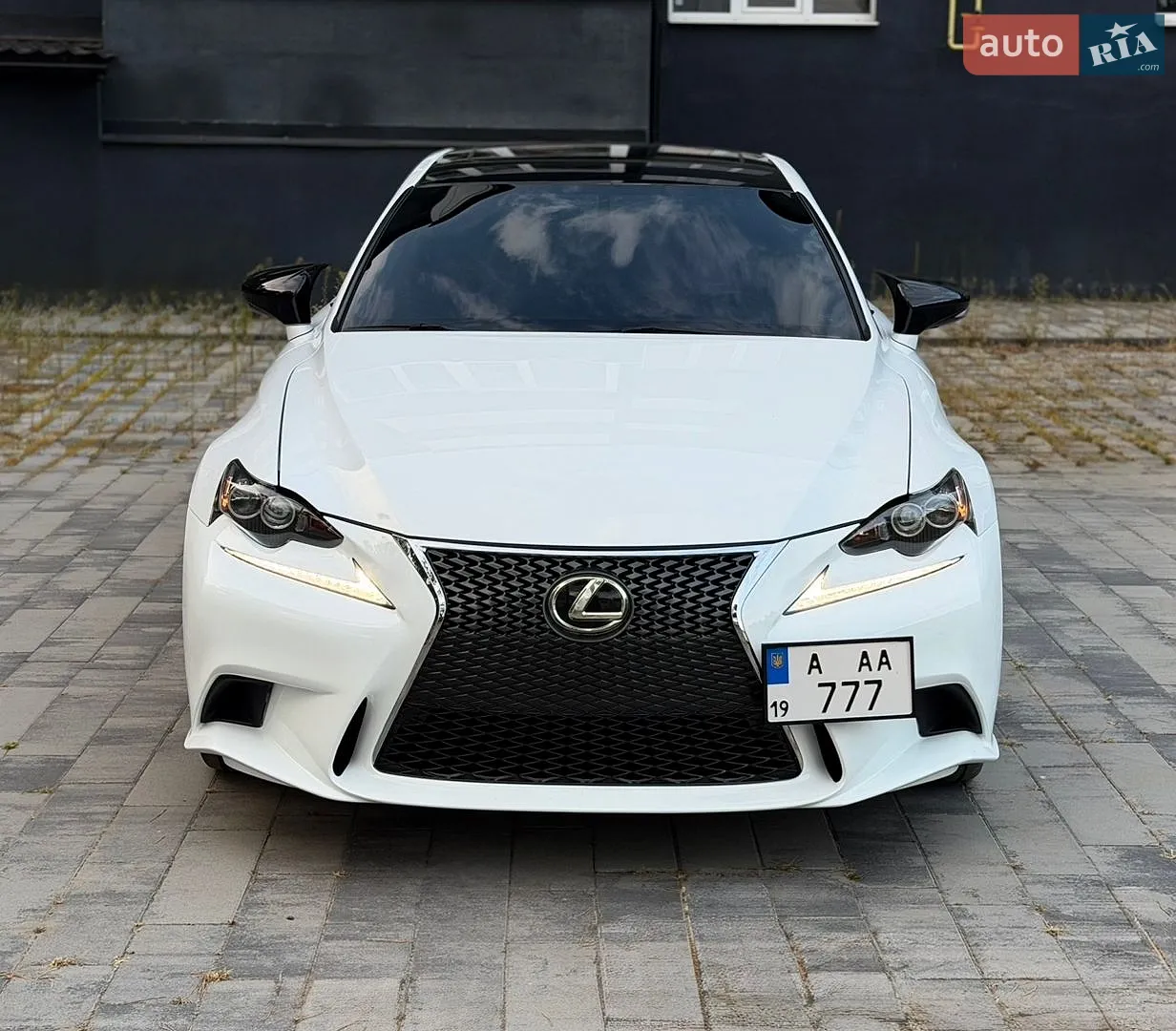 2015 Lexus IS - мініатюра 3