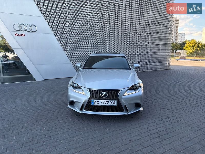Lexus IS 2014