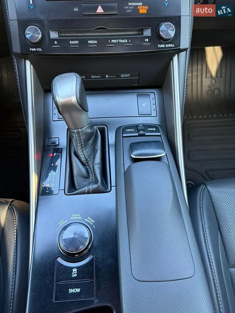 2014 Lexus IS - мініатюра 21