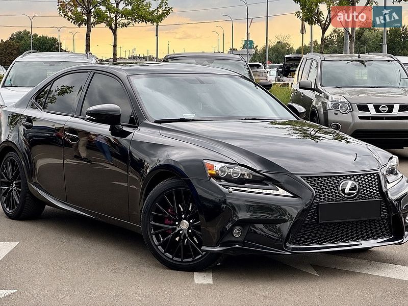 Lexus IS 2014