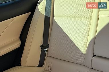 Седан Lexus IS 2015 в Одессе