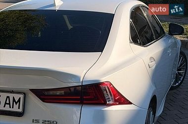Седан Lexus IS 2015 в Одессе
