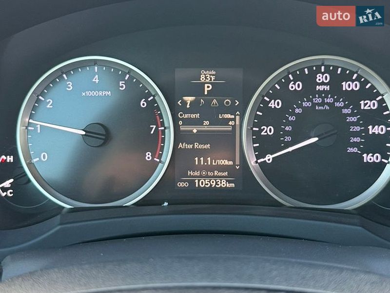 Седан Lexus IS 2015 в Киеве