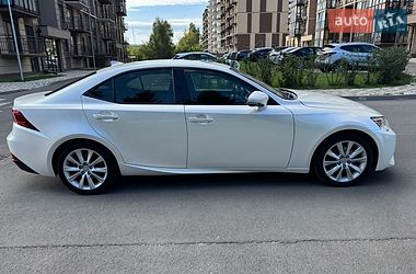 Седан Lexus IS 2015 в Киеве