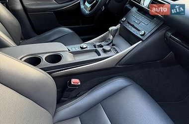 Седан Lexus IS 2015 в Киеве