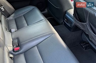 Седан Lexus IS 2015 в Киеве