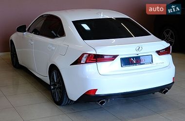 Седан Lexus IS 2015 в Одесі