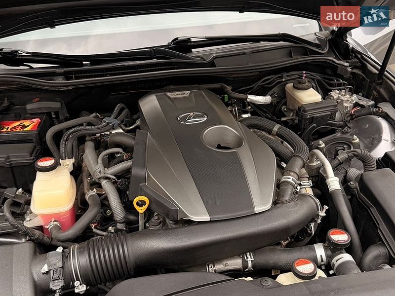 Седан Lexus IS 2015 в Измаиле